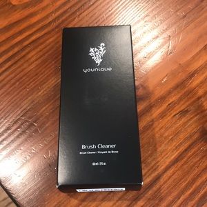 Younique Brush Cleaner